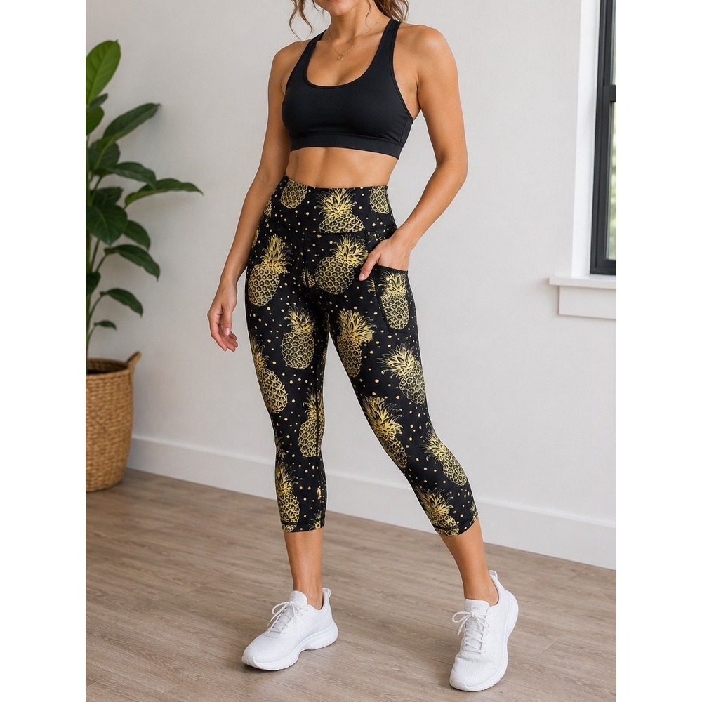 Constantly Varied Gear CVG Pineapple Print Capri Leggings XS Squat Proof Pockets